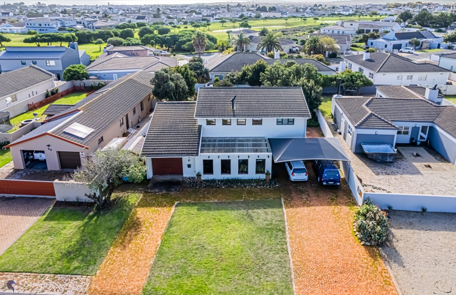4 Bedroom Property for Sale in Country Club Western Cape